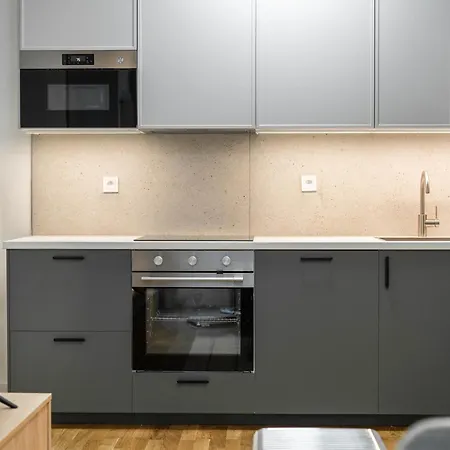 Appartamento Rentero New In Zizkov - Balcony & Near Vitkov *