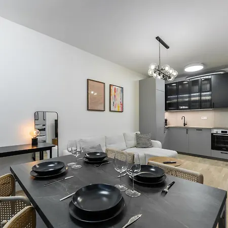 Appartamento Rentero New In Zizkov - Balcony & Near Vitkov Praga
