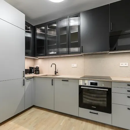 Appartamento Rentero New In Zizkov - Balcony & Near Vitkov Praga